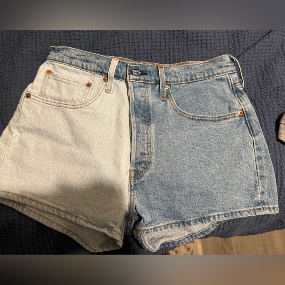 Women’s Levi 501 Jean Shorts
